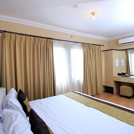 Grand Setiabudi Hotel Bandung Exterior photo