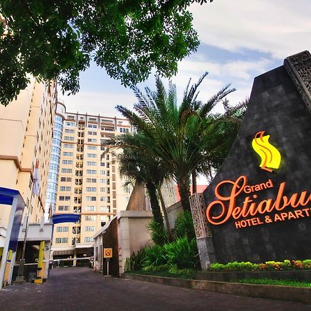 Grand Setiabudi Hotel Bandung Exterior photo