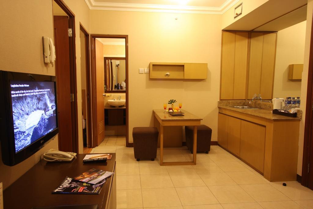 Grand Setiabudi Hotel Bandung Exterior photo