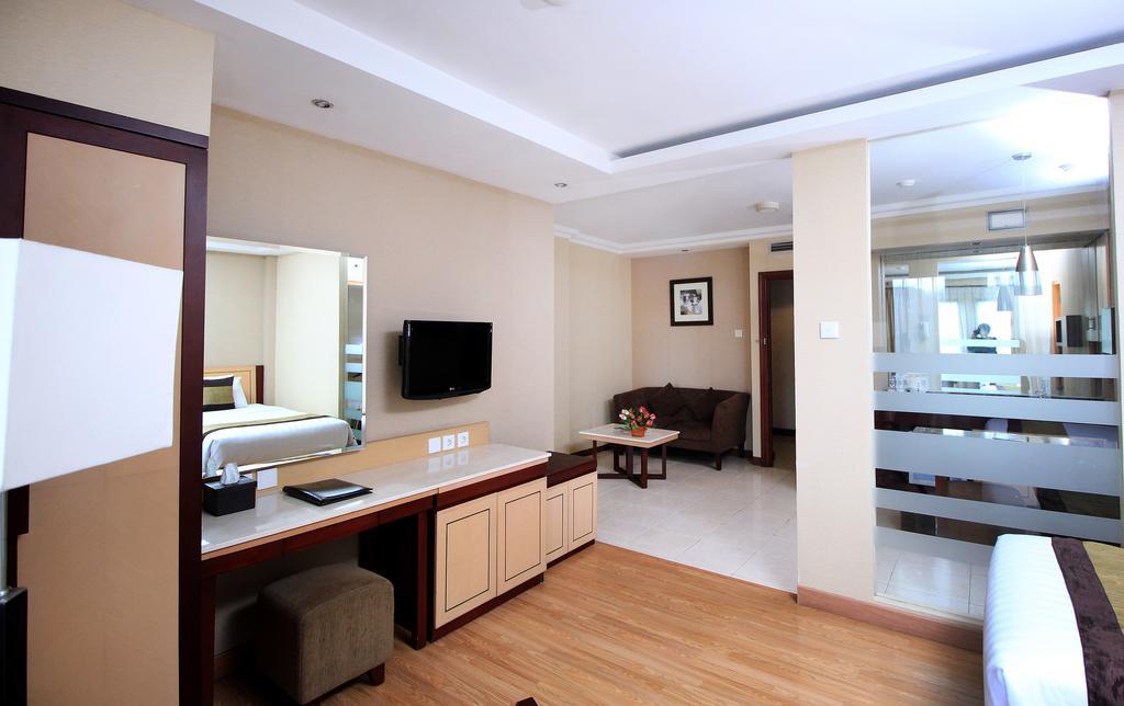 Grand Setiabudi Hotel Bandung Exterior photo