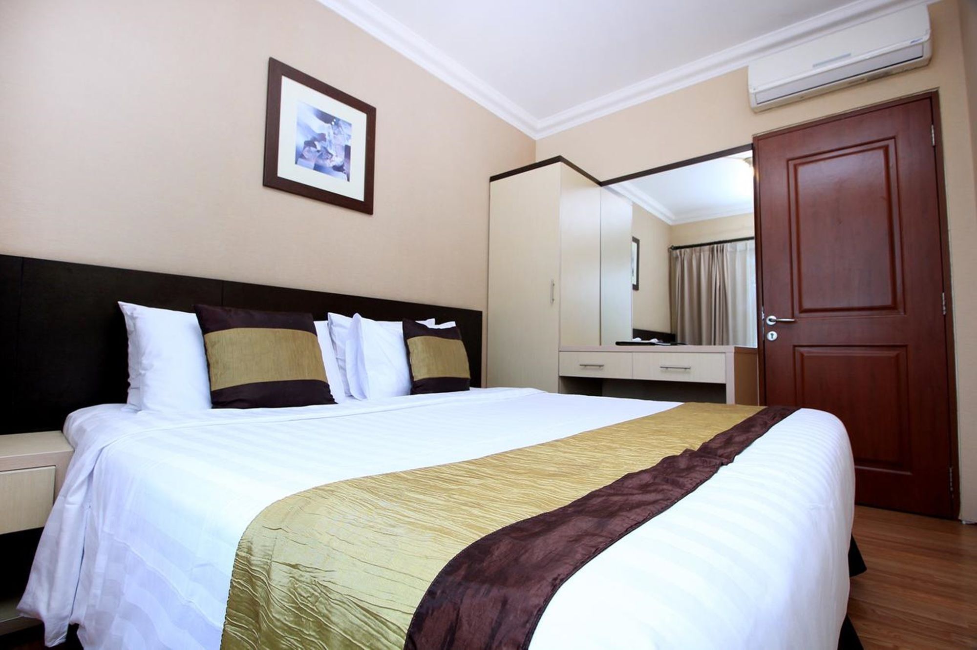 Grand Setiabudi Hotel Bandung Exterior photo