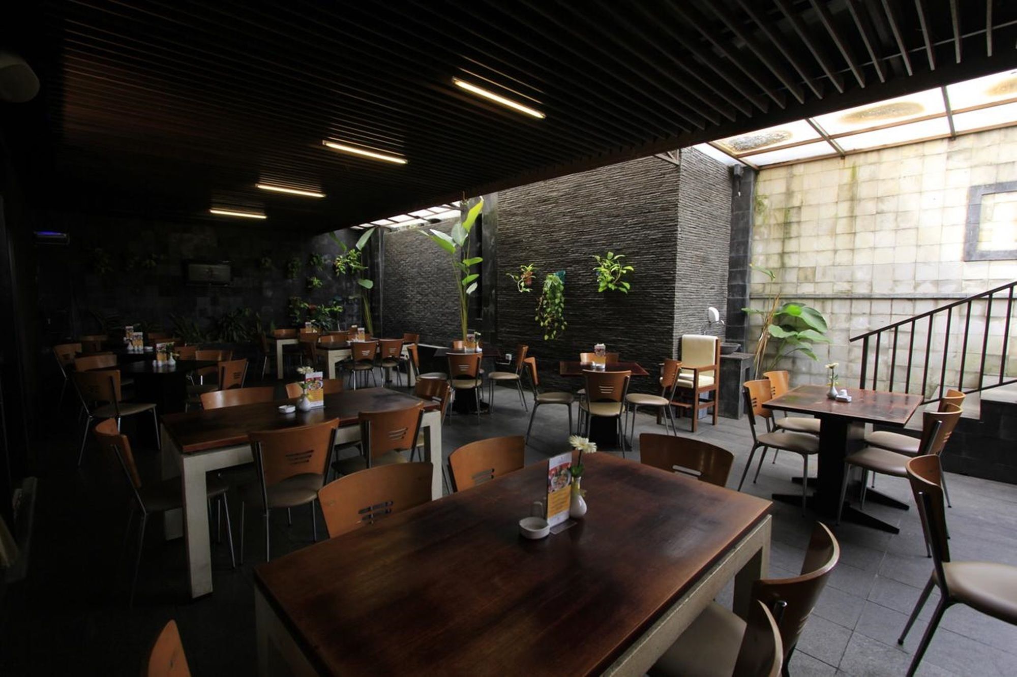 Grand Setiabudi Hotel Bandung Exterior photo