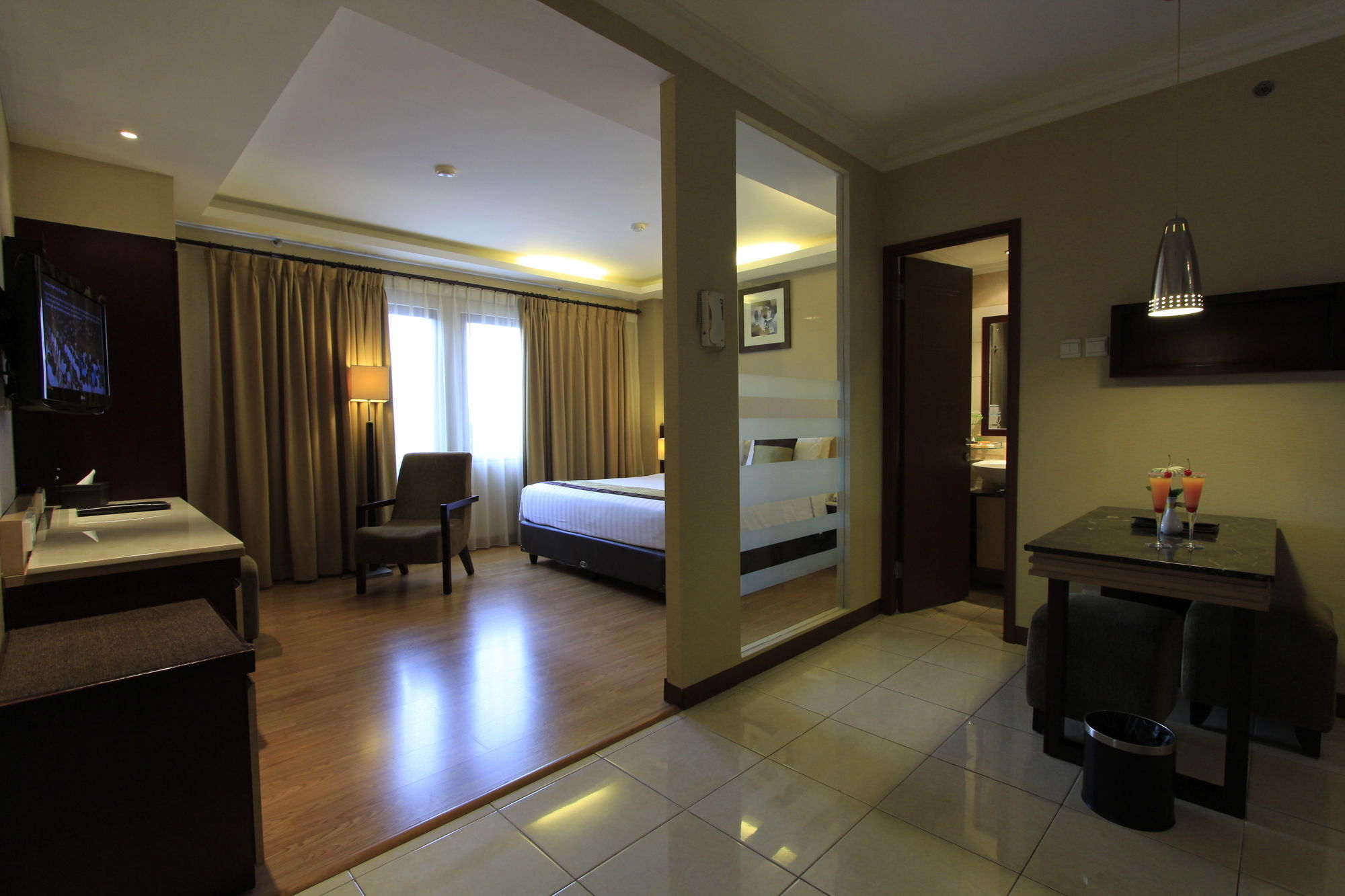 Grand Setiabudi Hotel Bandung Exterior photo