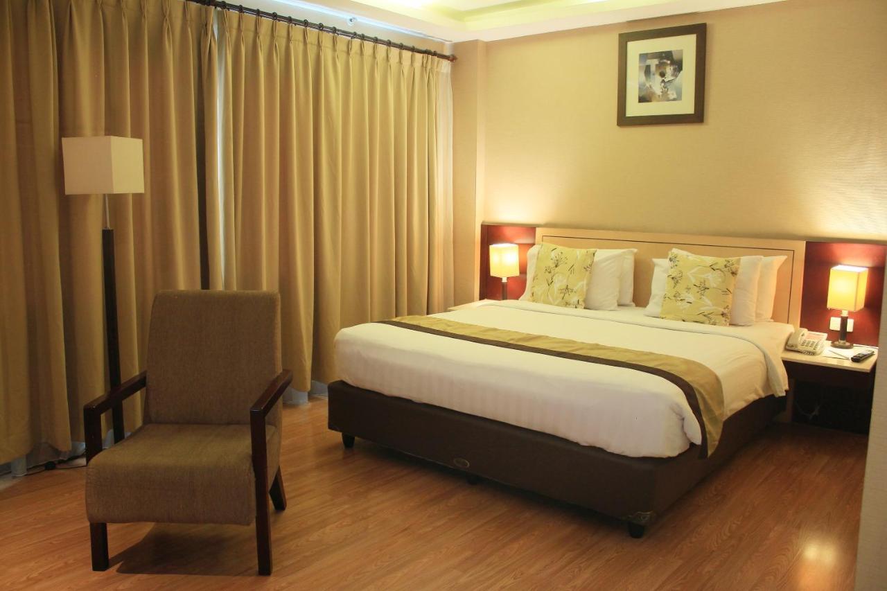 Grand Setiabudi Hotel Bandung Exterior photo